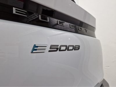 2024 Peugeot 5008