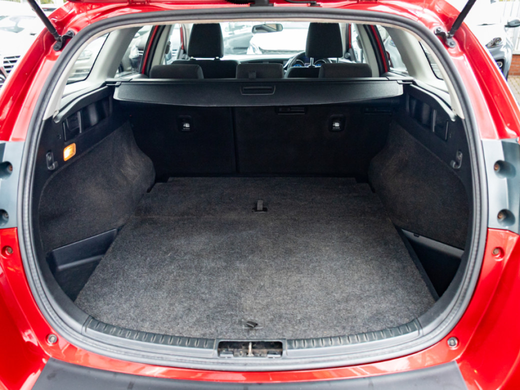 2016 Toyota Auris