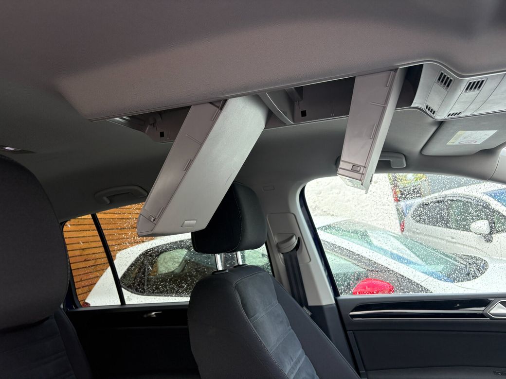 2016 Volkswagen Touran