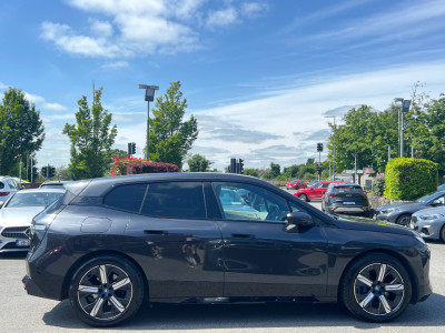 2023 BMW iX