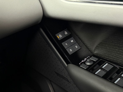 2025 Land Rover Range Rover Velar