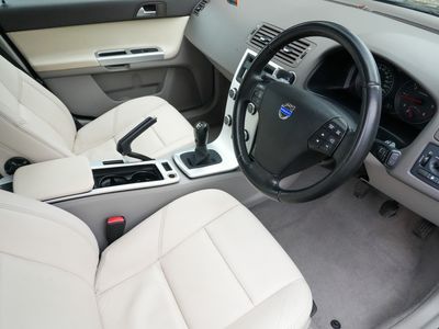 2012 Volvo V50