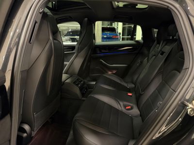 2025 Porsche Panamera