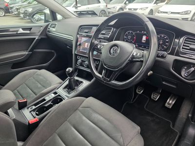 2017 Volkswagen Golf