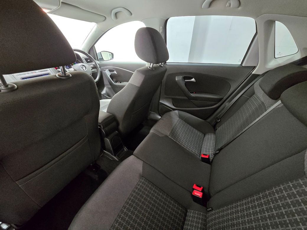 2016 Volkswagen Polo