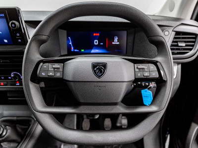 2026 Peugeot Expert