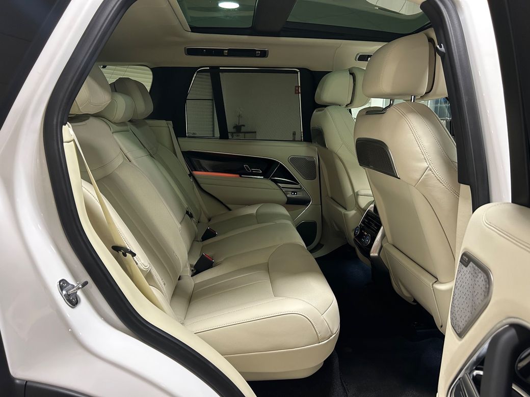 2025 Land Rover Range Rover