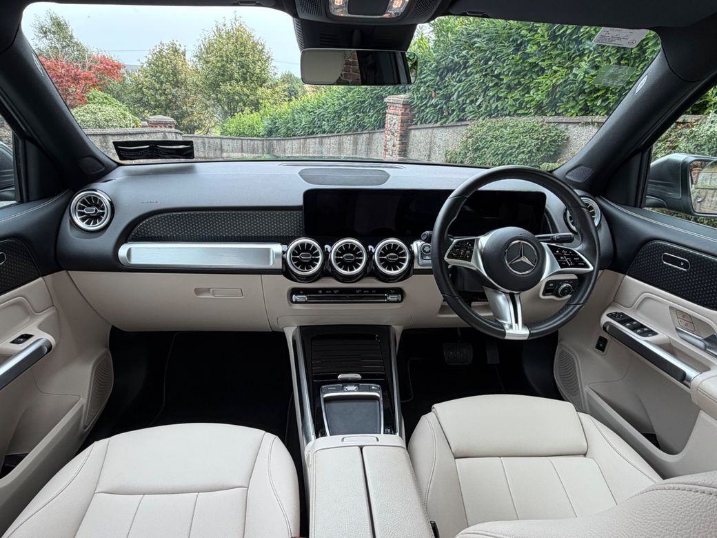 2024 Mercedes-Benz GLB Class