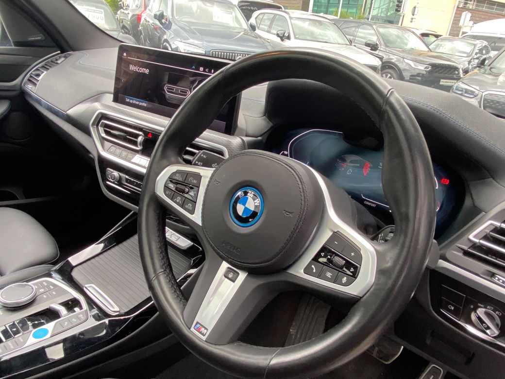 2024 BMW iX3