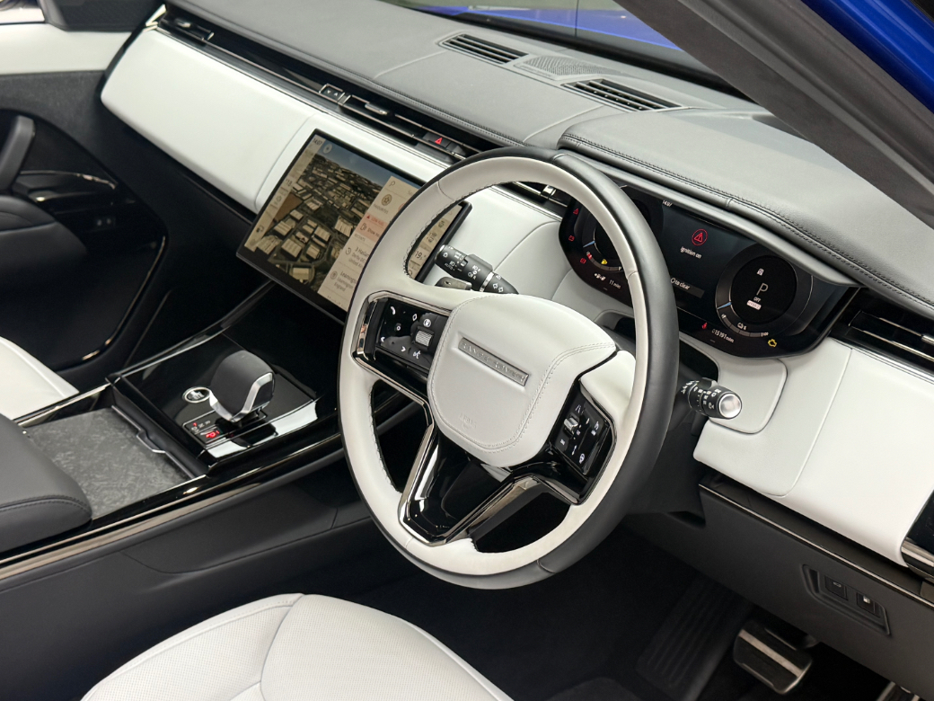 2025 Land Rover Range Rover Sport