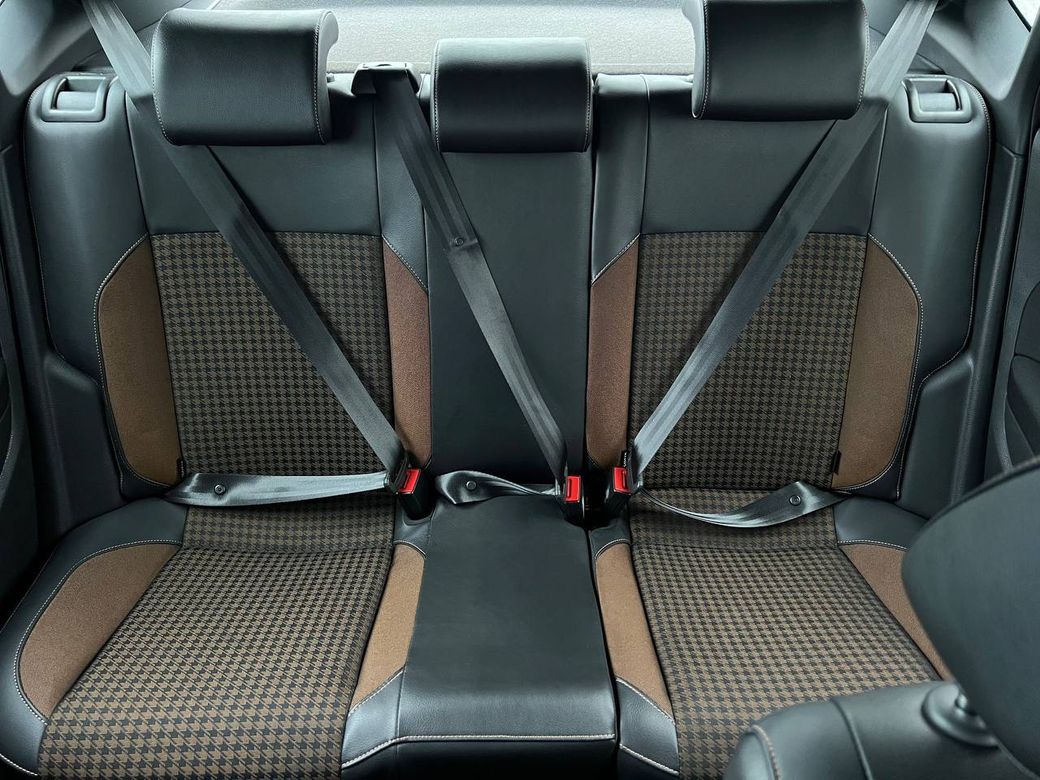 2017 Volkswagen Polo