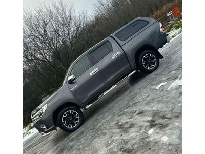2017 Toyota Hilux