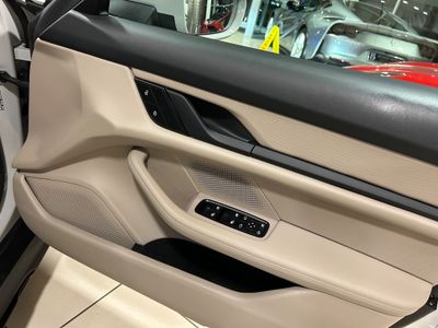 2022 Porsche Taycan