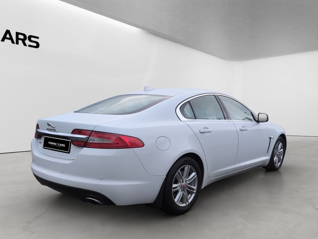 2015 Jaguar XF