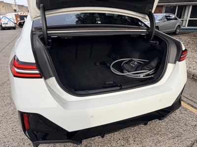 2024 BMW i5