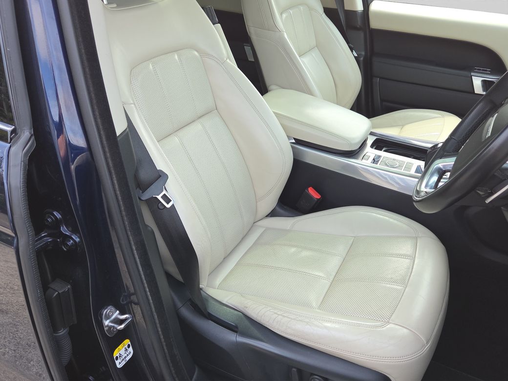 2020 Land Rover Range Rover Sport