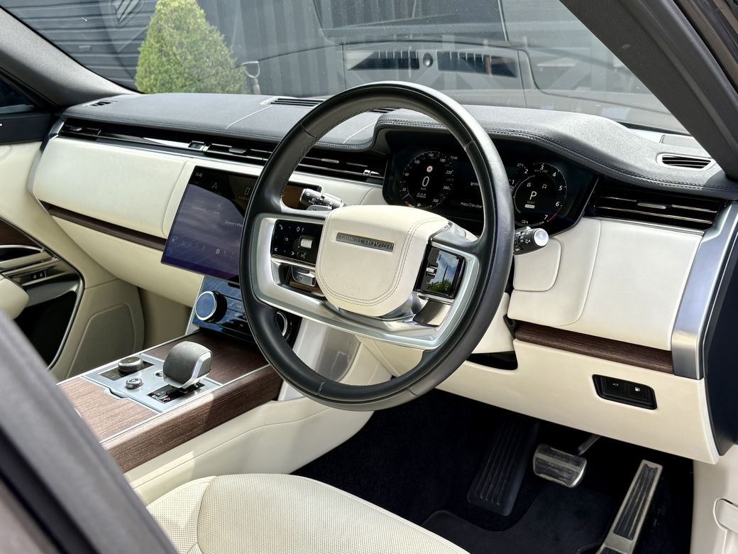 2023 Land Rover Range Rover