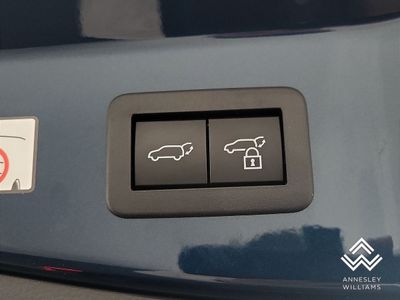 2025 Toyota C-HR