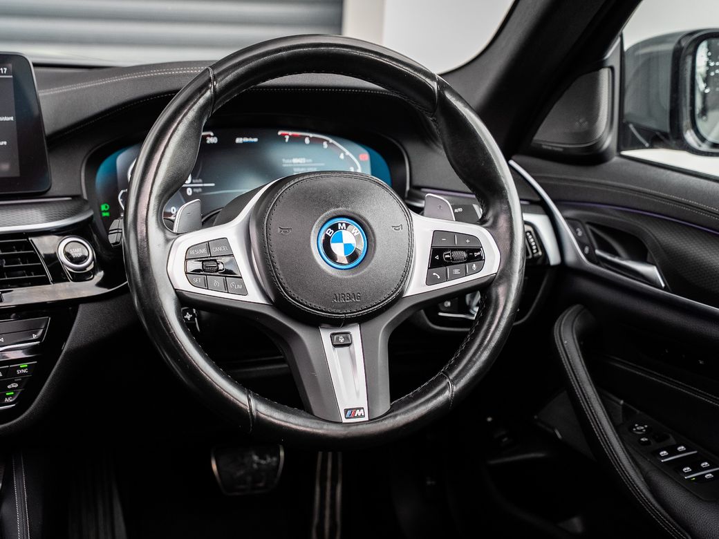2022 BMW 5 Series