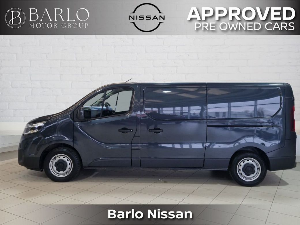 2025 Nissan Primastar