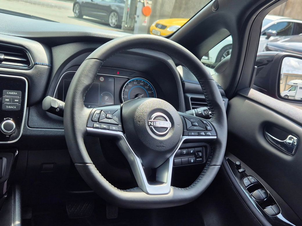 2023 Nissan Leaf