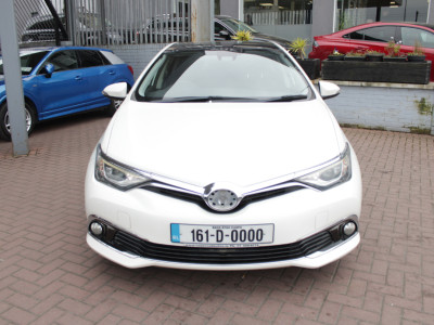 2016 Toyota Auris