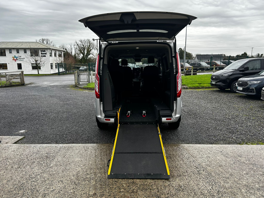 2024 Ford Tourneo Custom