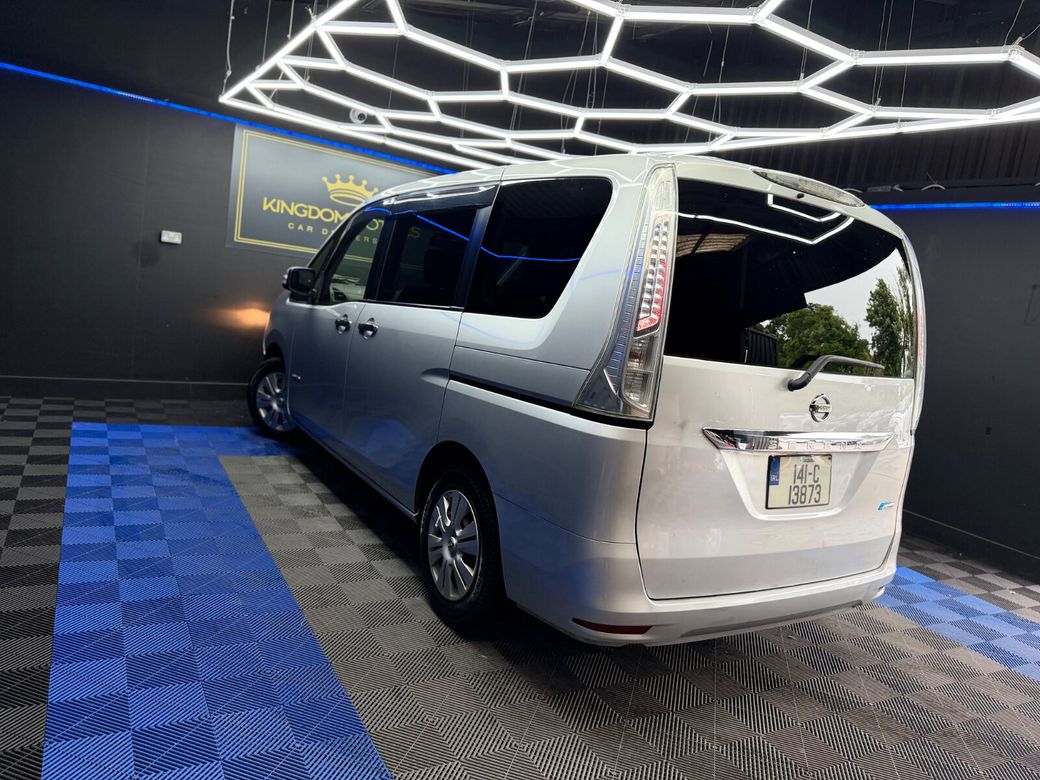 2014 Nissan Serena