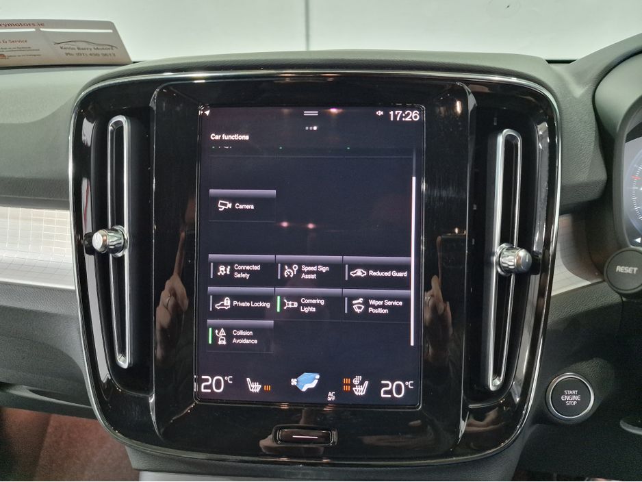 2023 Volvo XC40
