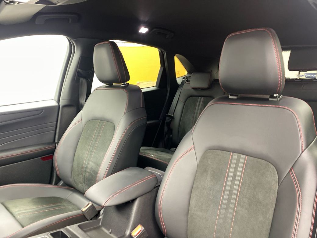 2025 Ford Kuga