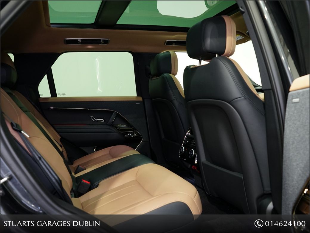 2025 Land Rover Range Rover