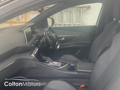 2020 Peugeot 5008