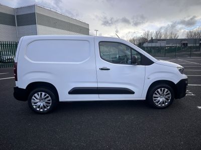 2021 Peugeot Partner
