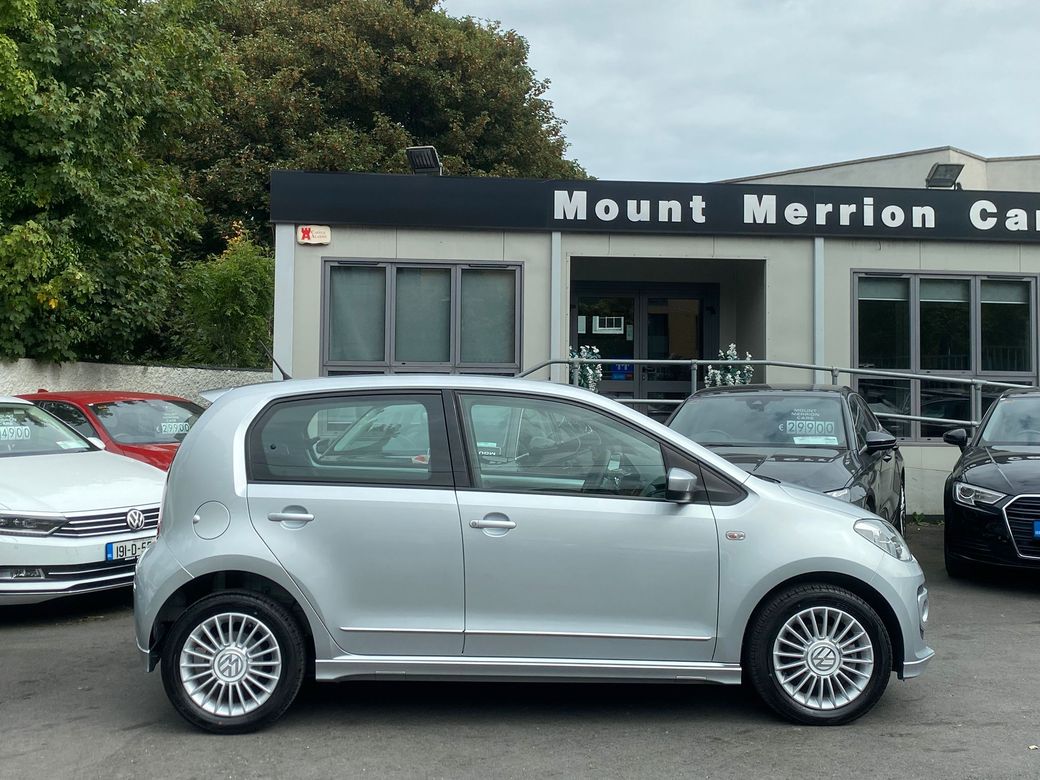 2015 Volkswagen up!