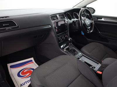 2019 Volkswagen Golf