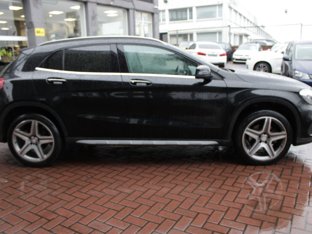 2017 Mercedes-Benz GLA Class