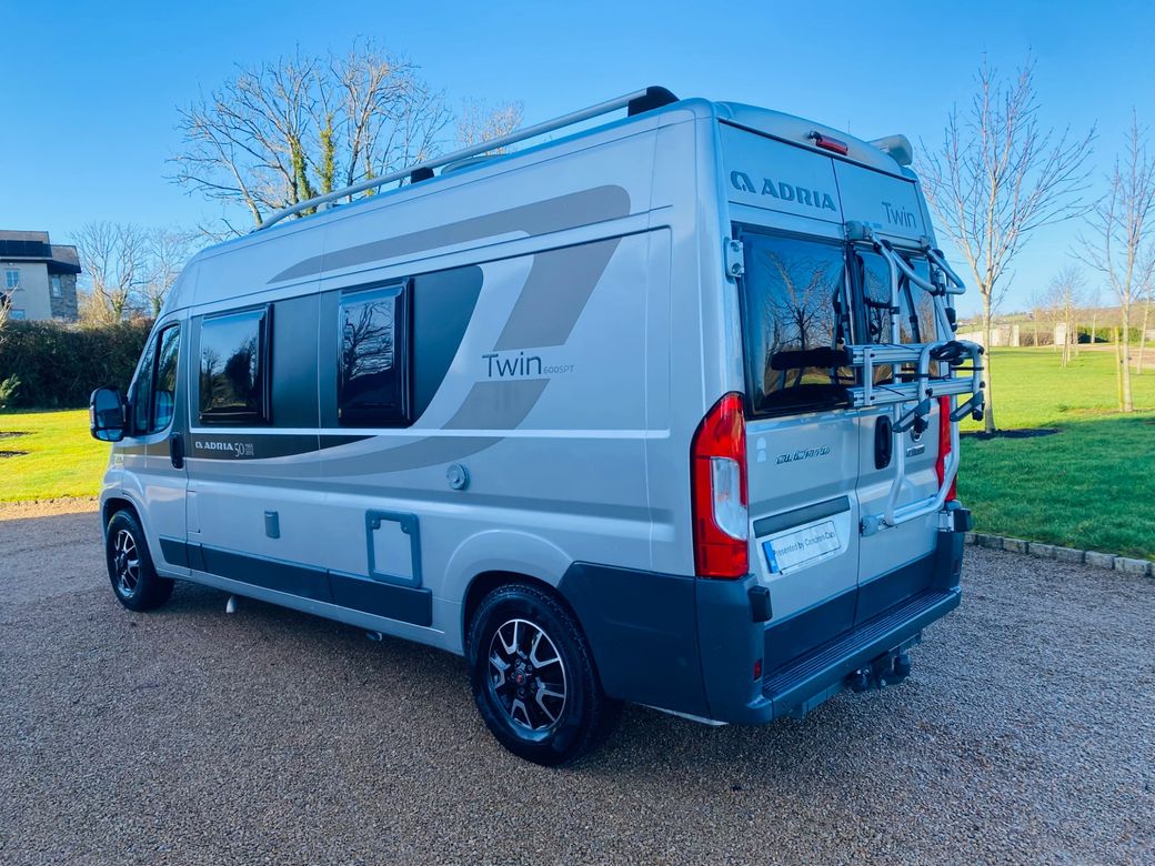 2016 ADRIA  TWIN 600 SPORT L.H.D MANUAL 