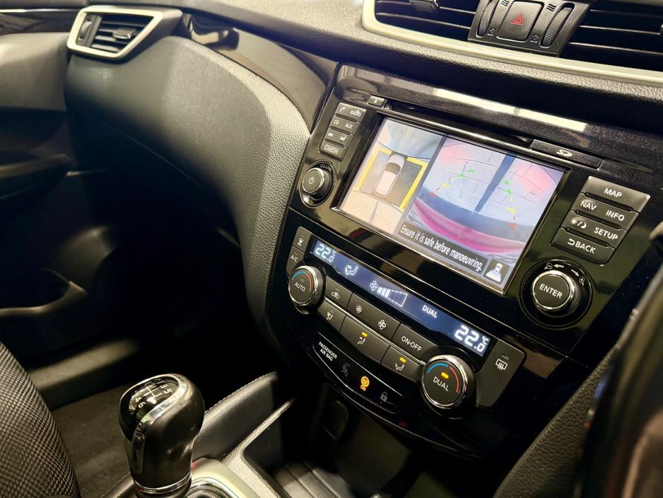 2017 Nissan Qashqai