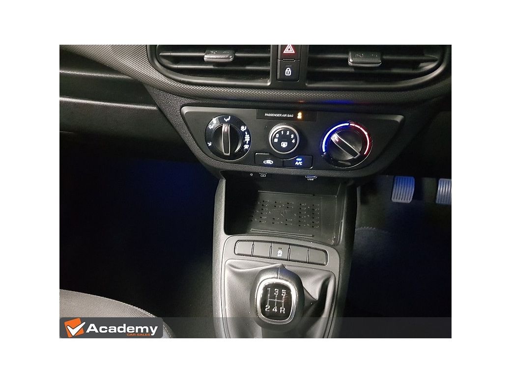 2023 Hyundai i10