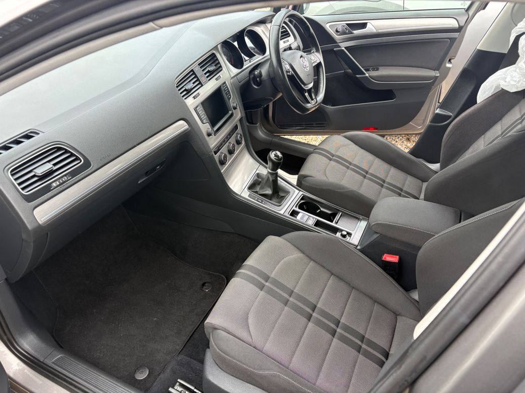 2016 Volkswagen Golf
