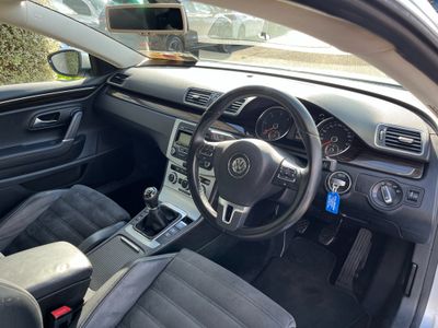 2014 Volkswagen Passat