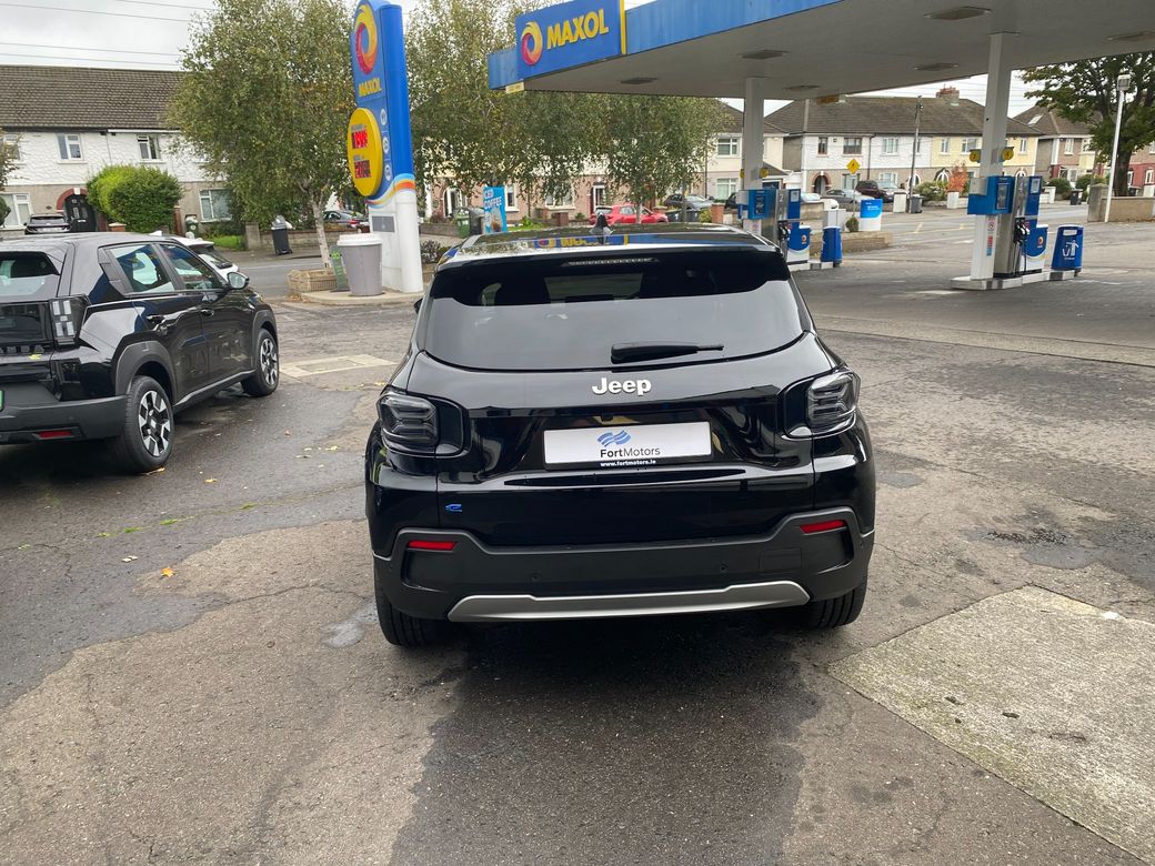 2025 Jeep Avenger
