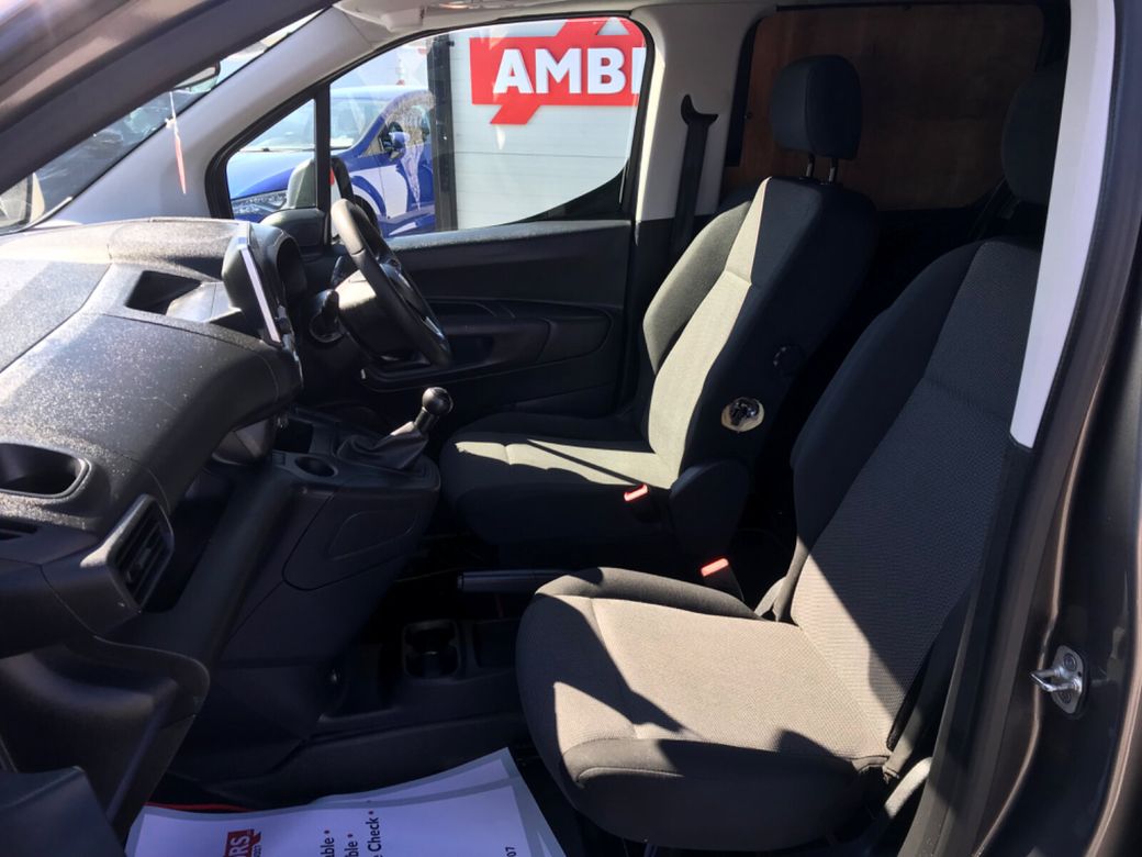 2021 Vauxhall Combo