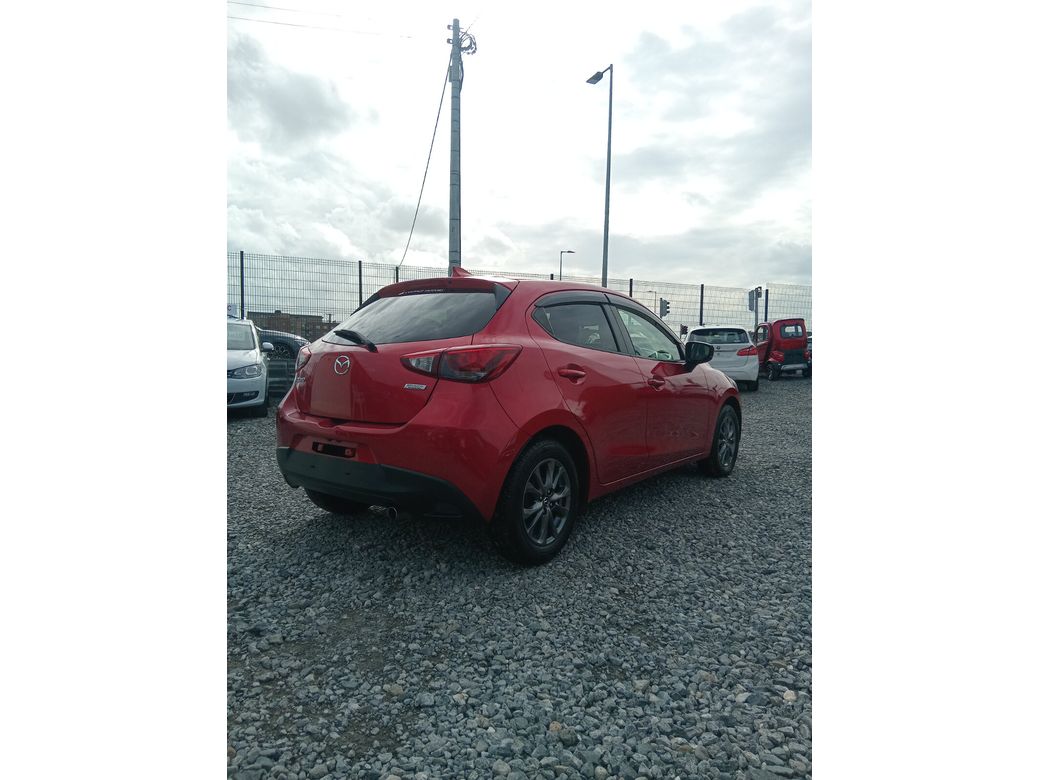 2017 Mazda Demio