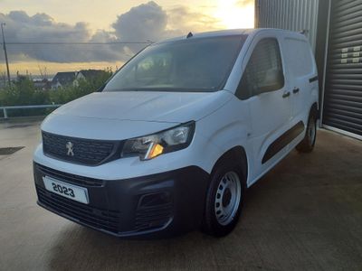 2023 Peugeot Partner