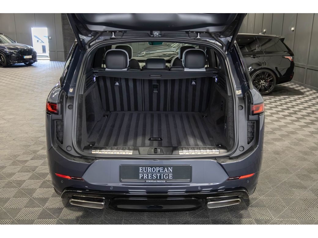 2025 Land Rover Range Rover Sport