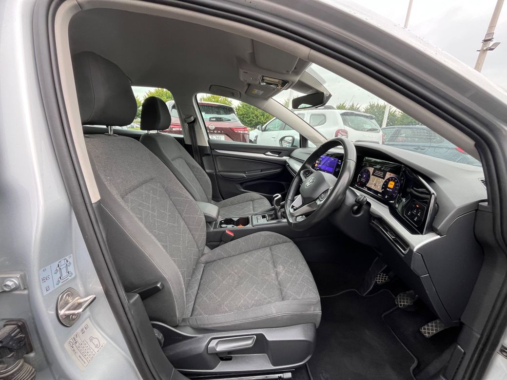 2023 Volkswagen Golf