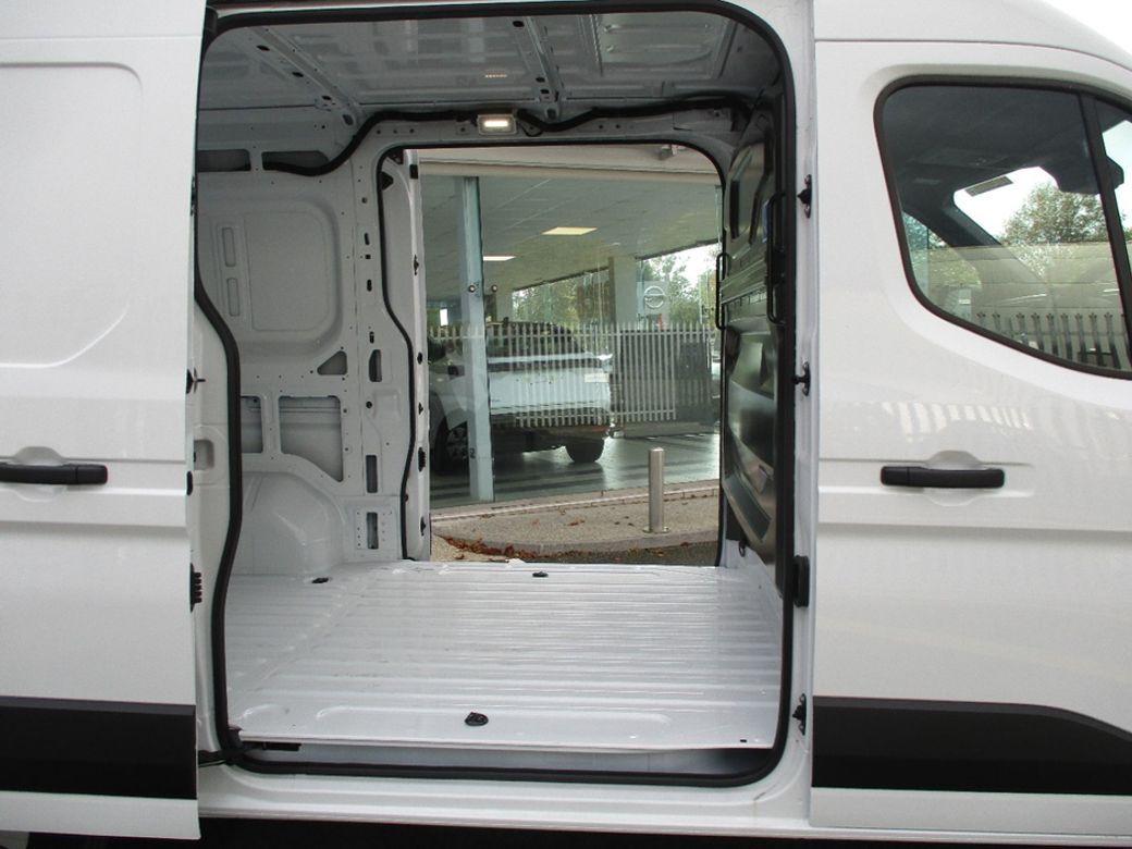 2026 Nissan Interstar