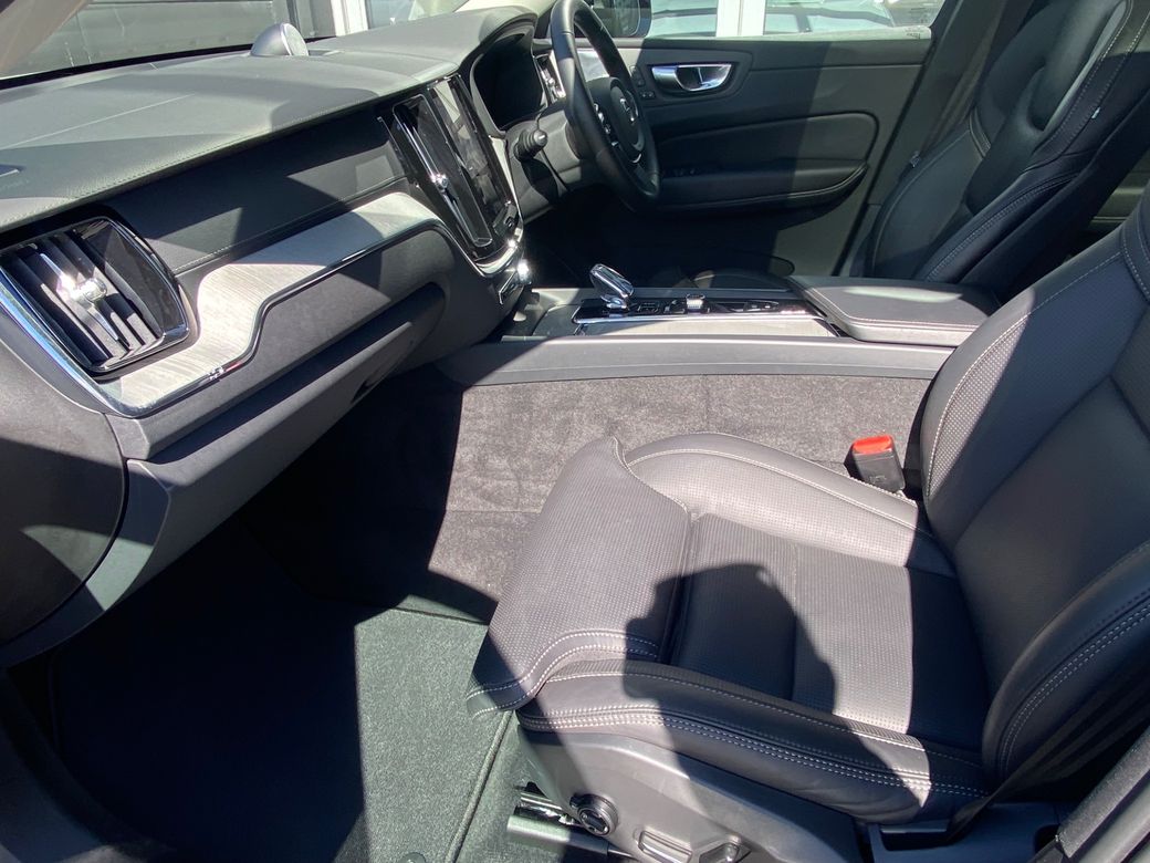 2025 Volvo XC60