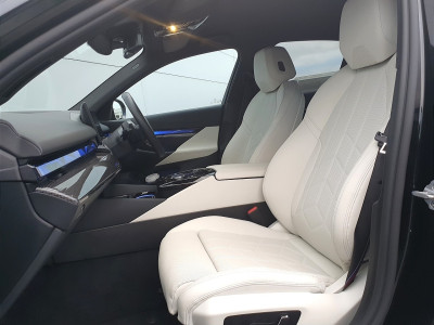 2025 BMW 530